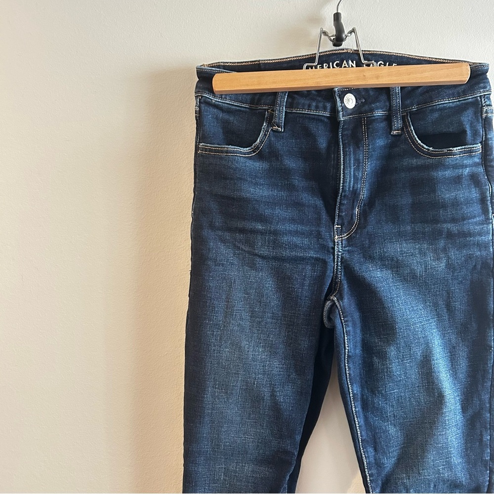 American Eagle Women's Deep Indigo Super High Rise Jegging size 4 short - Picture 4 of 6